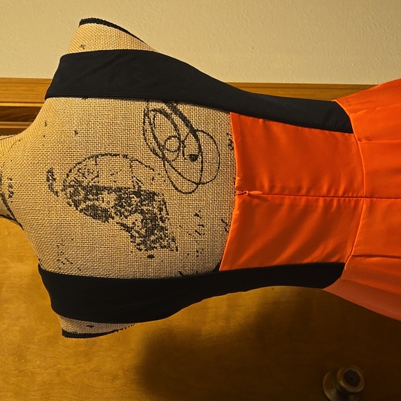 Jessica Simpson Coral And Black Maxi Dress Size 4 - Picture 6 of 10